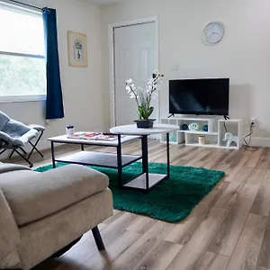 https://jays-cozy-safari-steps-away-from-busch-gardens.hotelstampa.org